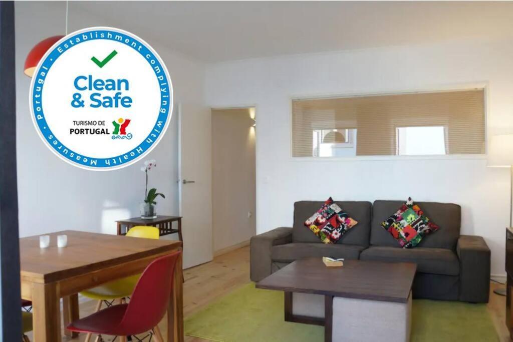 Two Bedroom Apt In Historic Location! Close To The River Lisboa Exterior foto