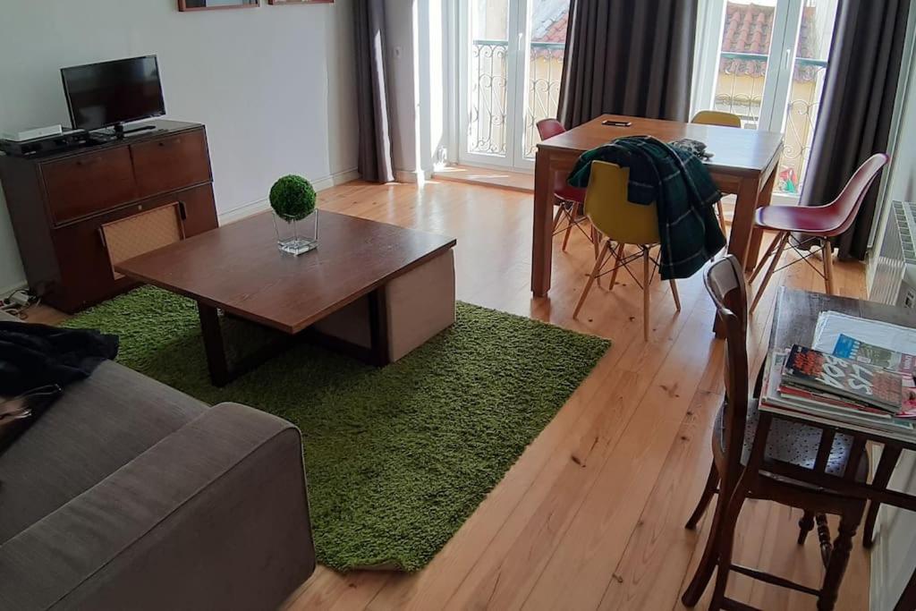 Two Bedroom Apt In Historic Location! Close To The River Lisboa Exterior foto